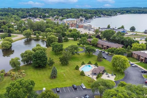 h-339 Park Hill Drive, Pewaukee, WI, 53072 | Card Image