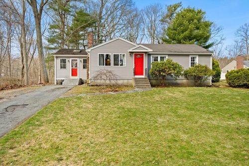 34 Hitchcock Lane, Attleboro, MA, 02703 | Card Image