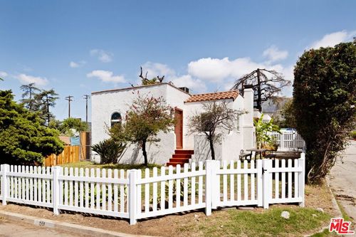 59 La Venezia Ct, Altadena, CA, 91001 | Card Image