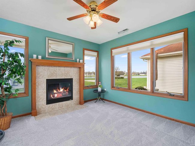 1224 E Edge Water Ct, House other with 3 bedrooms, 3 bathrooms and null parking in Decatur IN | Image 9