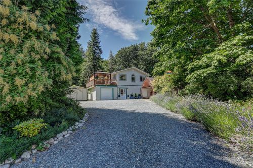 4840 Blue Heron Dr, Bowser, BC, V0R1G0 | Card Image