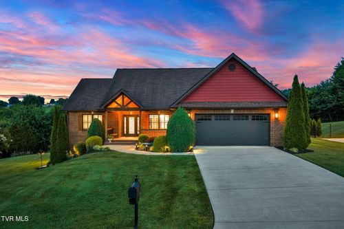 1300 Savin Fls, Johnson City, TN, 37615-7724 | Card Image