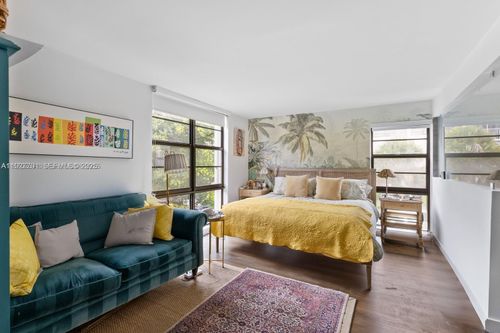 apt-304-100 Ocean Lane Dr, Key Biscayne, FL, 33149-1414 | Card Image