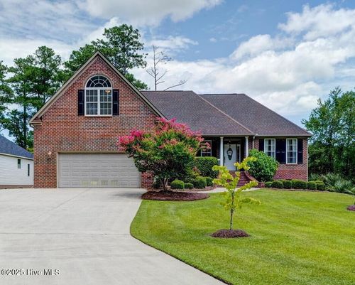 1112 Harbour Pointe Dr, New Bern, NC, 28560-7215 | Card Image