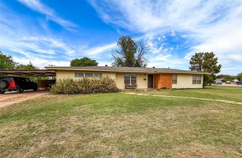 1408 Westover Dr, Anson, TX, 79501-2426 | Card Image