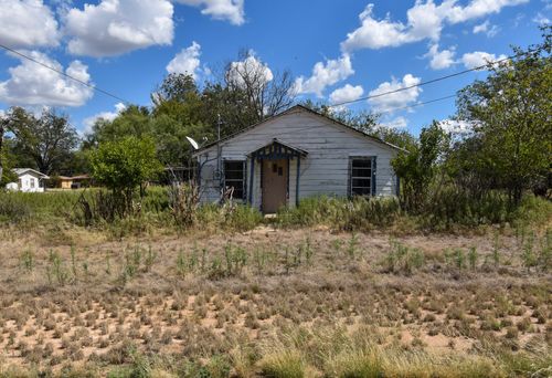 1101 S Plum St, Brady, TX, 76825-5928 | Card Image