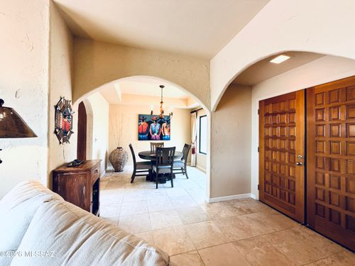1216 E Camino Diestro, Oro Valley, AZ, 85704-7925 | Card Image