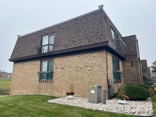 770 Lakeshire Trl, Adrian, MI, 49221-1567 | Card Image