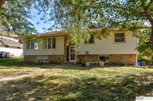 5839 S 92nd Circle, Omaha, NE, 68127 | Card Image