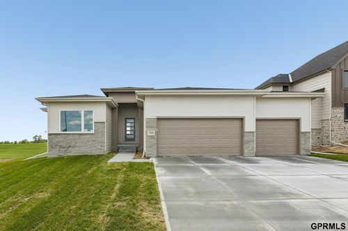 11016 S 222nd St, Gretna, NE, 68028-6032 | Card Image