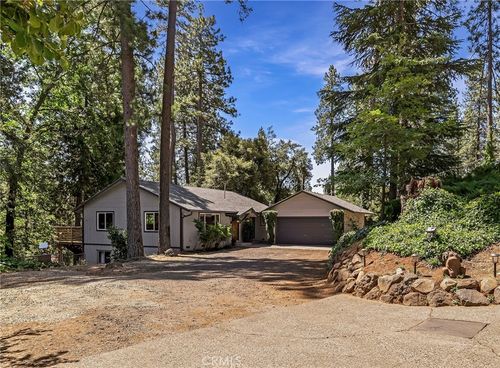 15320 Forest Ranch Way, Forest Ranch, CA, 95942-9636 | Card Image