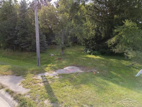 3317 Isabella St, Midland, MI, 48640-4135 | Card Image