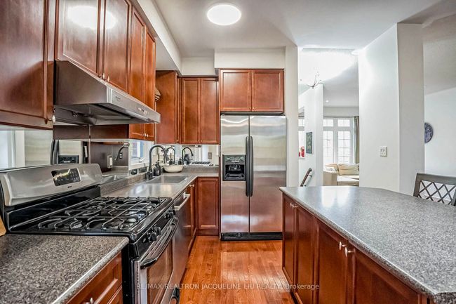 14 Balsam St, House other with 3 bedrooms, 4 bathrooms and 1 parking in Markham ON | Image 9