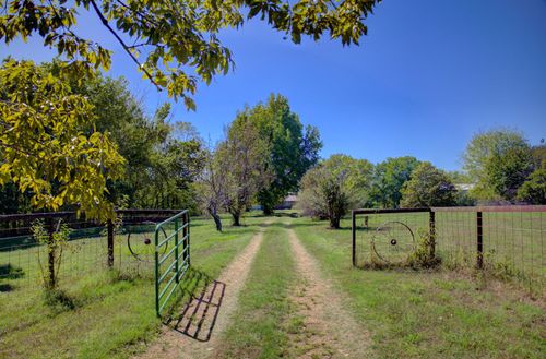 37433 S 4450 Rd, Vinita, OK, 74301-6874 | Card Image