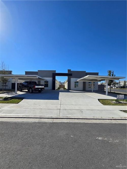 12509 N 39th Ln, Edinburg, TX, 78541-6556 | Card Image