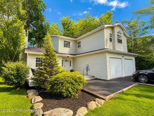 113 St Regis Walk, Tobyhanna, PA, 18466-7913 | Card Image