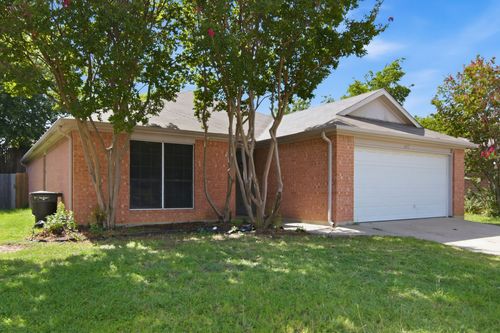 6317 Rockhaven Dr, Fort Worth, TX, 76179-3717 | Card Image