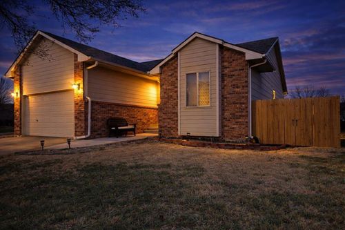 910 W Threewood Ct, Andover, KS, 67002-4402 | Card Image