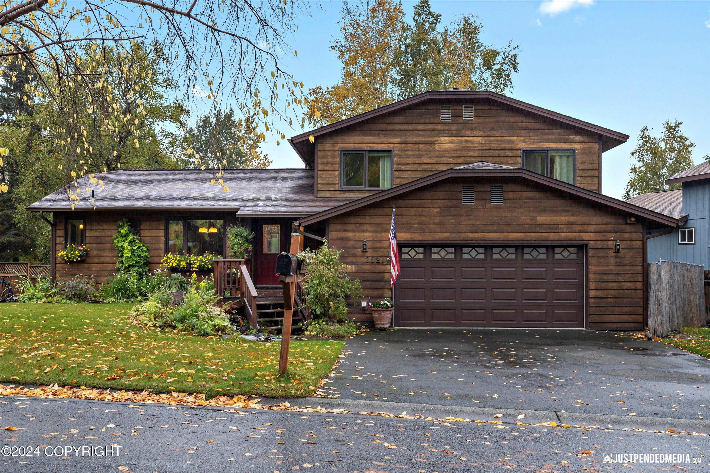 Iona Cir, Anchorage, AK 99507