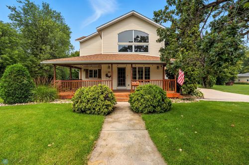 429 W Bridge Ave, Warren, MN, 56762-1003 | Card Image