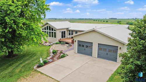 22987 448th Ave Avenue, Madison, SD, 57042 | Card Image