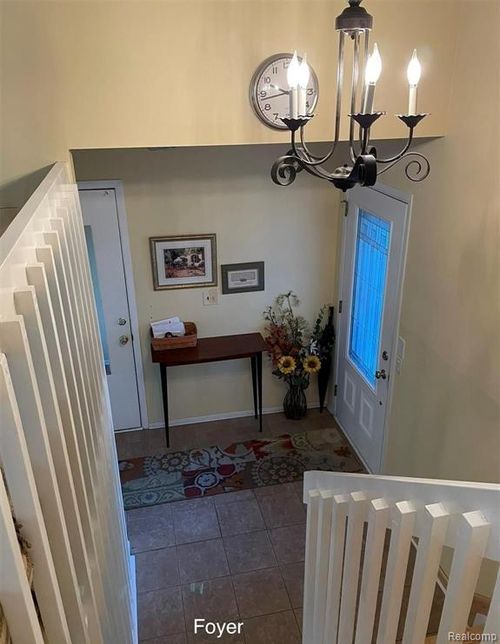 3335 Jasper Ct, Troy, MI, 48083-5722 | Card Image