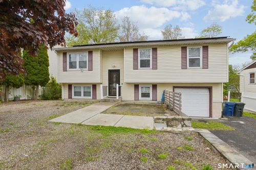 50 Ashford St, West Haven, CT, 06516-1102 | Card Image