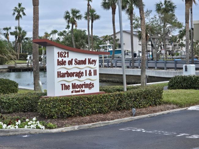 1628 Sand Key Estates Ct, House other with 3 bedrooms, 4 bathrooms and null parking in Clearwater FL | Image 5