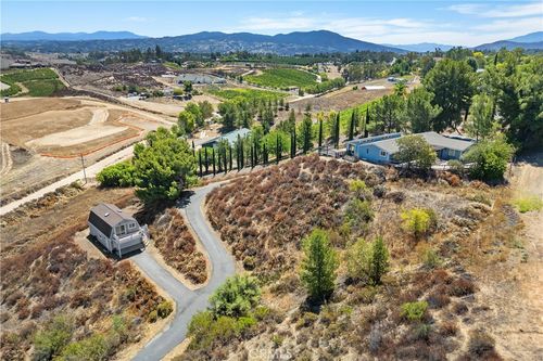 34881 Los Nogales Rd, Temecula, CA, 92592-9404 | Card Image
