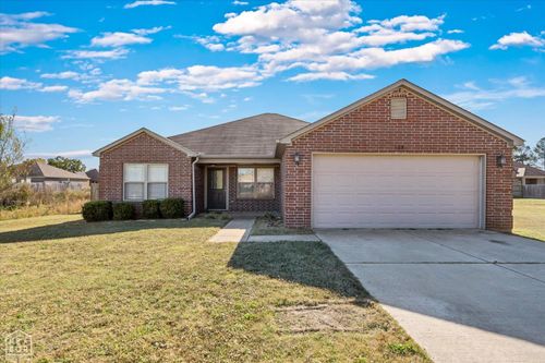 108 Sophie Dr, Brookland, AR, 72417-9062 | Card Image
