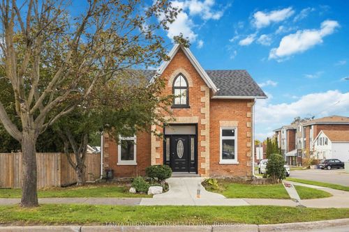 168 Centre St S, Oshawa, ON, L1H4A6 | Card Image