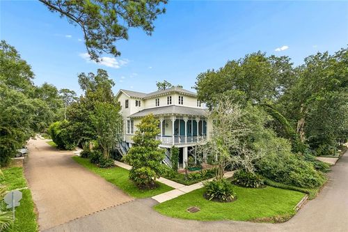 147 Marigny Ave, Mandeville, LA, 70448-5936 | Card Image