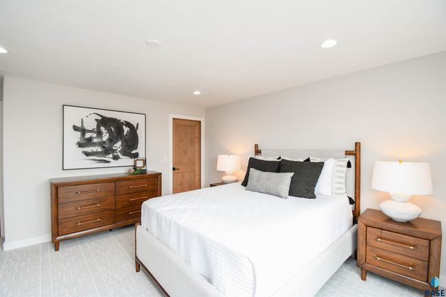 6504 E Hawker Trl, House other with 5 bedrooms, 4 bathrooms and null parking in Sioux Falls SD | Image 72