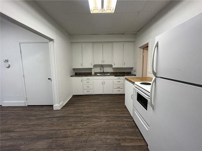 501 River St, House other with 5 bedrooms, 3 bathrooms and null parking in Colfax WI | Image 4