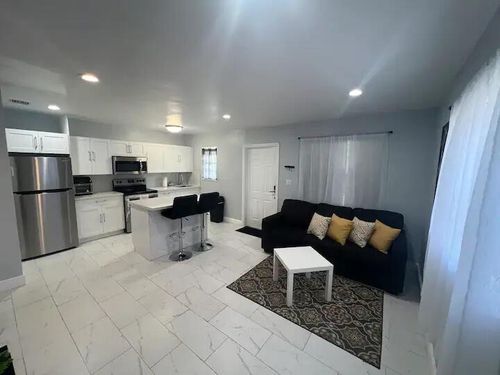 1-212 Sw 22nd Street, Fort Lauderdale, FL, 33315 | Card Image