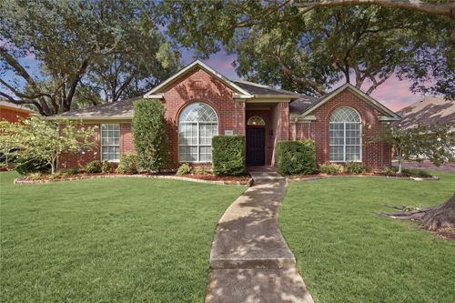 1905 Greenhill Dr, Rowlett, TX, 75088-1562 | Card Image