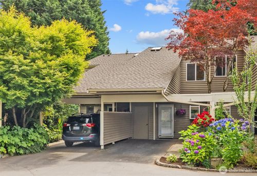 9641 Ne 121st Ln, Kirkland, WA, 98034-3702 | Card Image