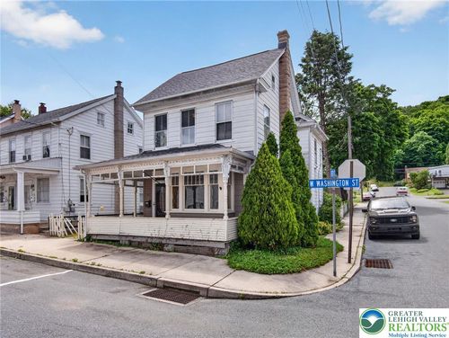 441 W Washington St, Slatington, PA, 18080-1761 | Card Image