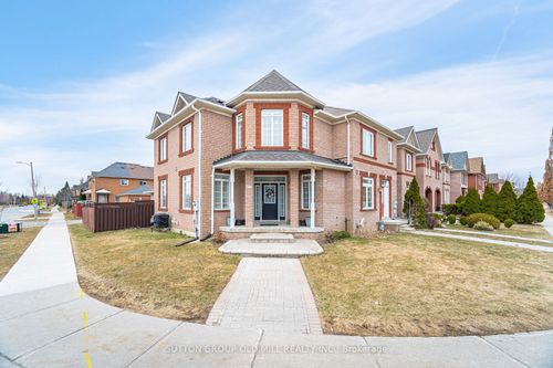 308 Cranston Park Ave, Maple, ON, L6A2M4 | Card Image