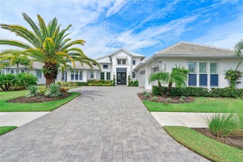 8904 Nevis Way, Naples, FL, 34112-7616 | Card Image
