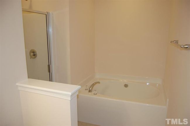 Photo #8 | Image 8