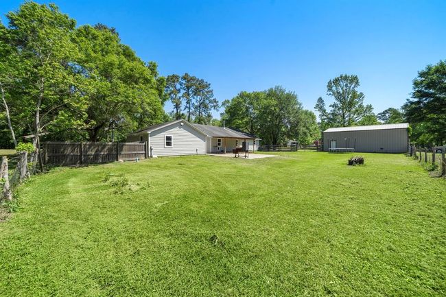 424 Hankamer Loop, House other with 3 bedrooms, 3 bathrooms and 2 parking in Hankamer TX | Image 43