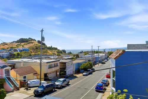 1140 Brussels St, San Francisco, CA, 94134-2106 | Card Image