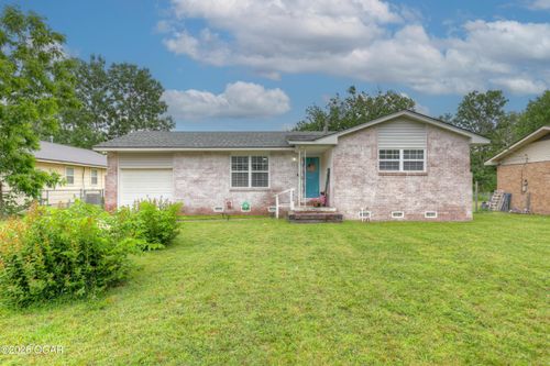 2024 E St Nw, Miami, OK, 74354-1824 | Card Image