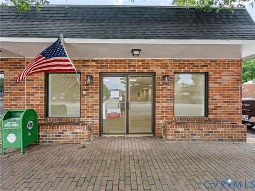 11928 Centre St, Chester, VA, 23831-1701 | Card Image