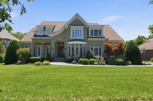 1728 Surrey Dr, Brentwood, TN, 37027-8126 | Card Image