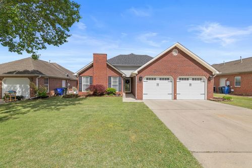 2342 Parc Pl, Florence, AL, 35630-1286 | Card Image