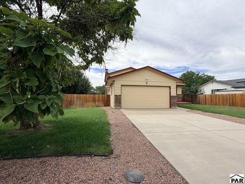 5 Bitterweed Ct, Pueblo, CO, 81001-1102 | Card Image