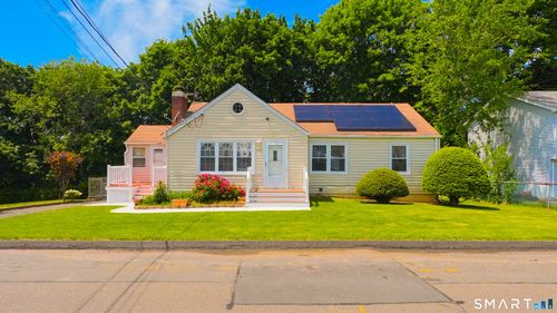 114 Highland Ave, East Haven, CT, 06513-1867 | Card Image