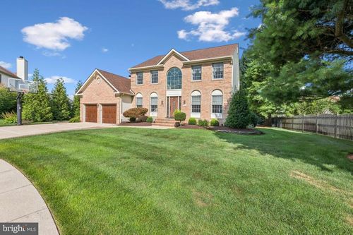 300 Keatley Dr, Mount Laurel, NJ, 08054-5131 | Card Image